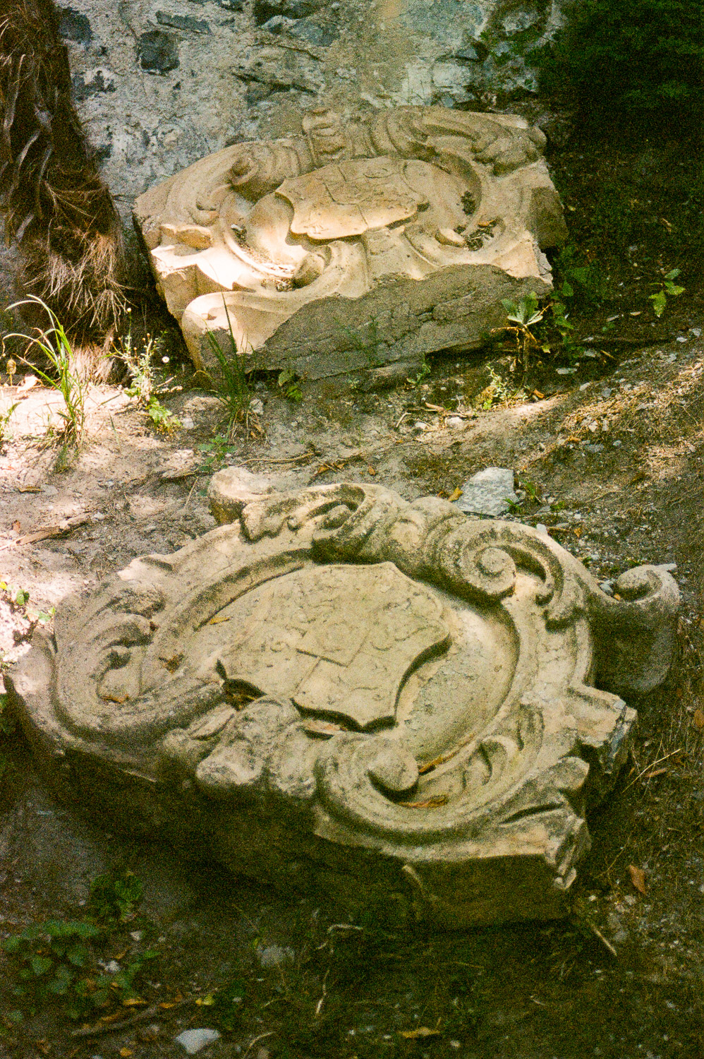 bellagio on lake como, italy — europe film photographer capturing travel landscapes 