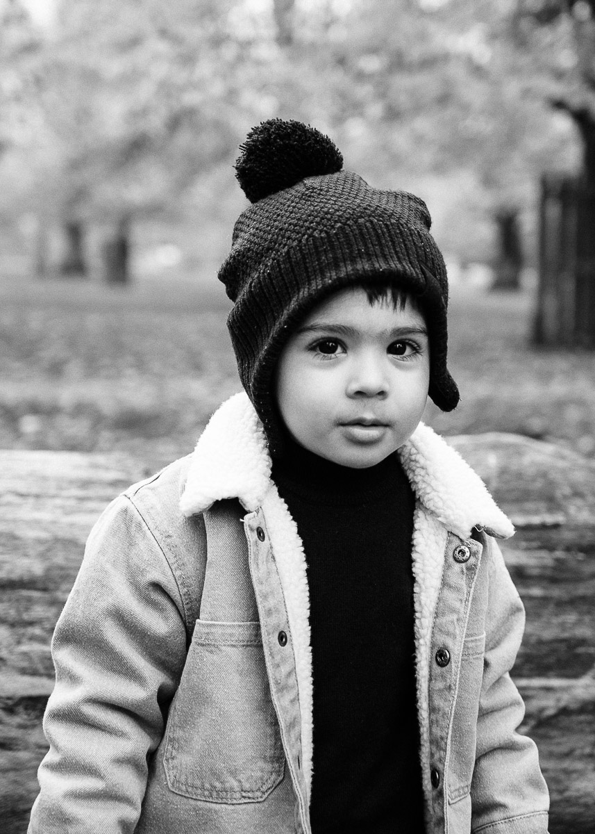 capturing motherhood in west london's bushy park