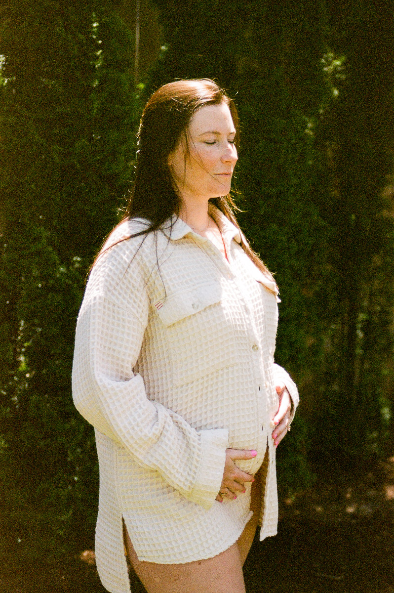 maternity film photos in portland, oregon