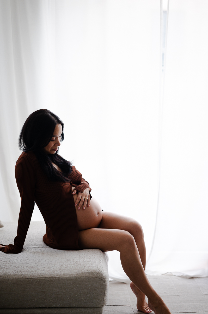 light and airy luxury maternity photoshoot