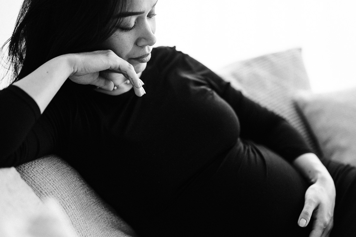 luxury maternity portraits by london photography jasmine boothroyd